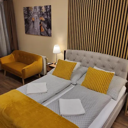 Gloria Apartman Szarvas Exterior foto