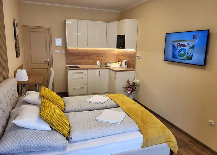 Gloria Apartman Szarvas